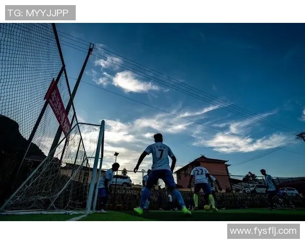 足球偶像崛起之路：从少年梦想到世界顶级球员的非凡历程