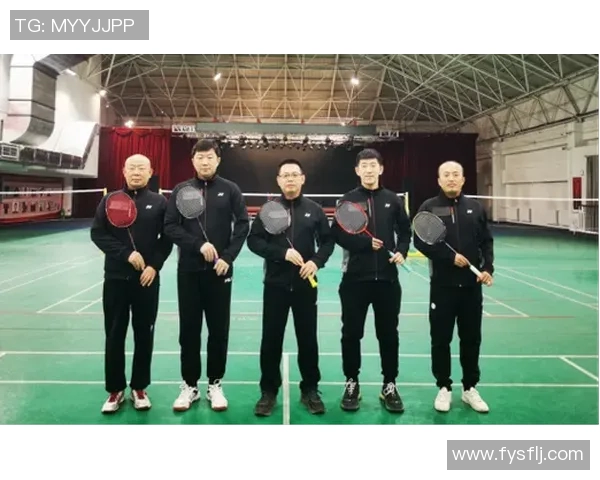 南京羽毛球队在羽毛球比赛中经验排名创新高展现实力与团队精神