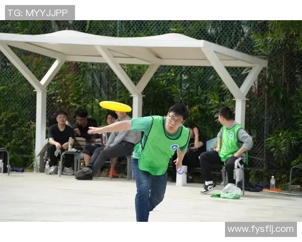 武汉飞盘队的奋斗与荣耀：一段激情四溢的飞盘纪实之旅