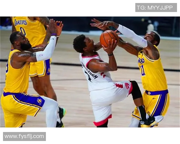 南京篮球队的蜕变之旅：从传统强队到现代竞技新标杆的探索与实践